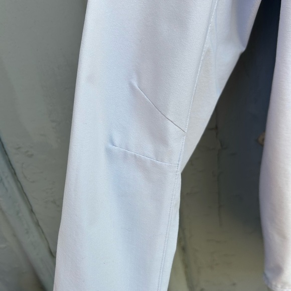 Lululemon Full day ahead shirt, size 10 - Picture 8 of 10